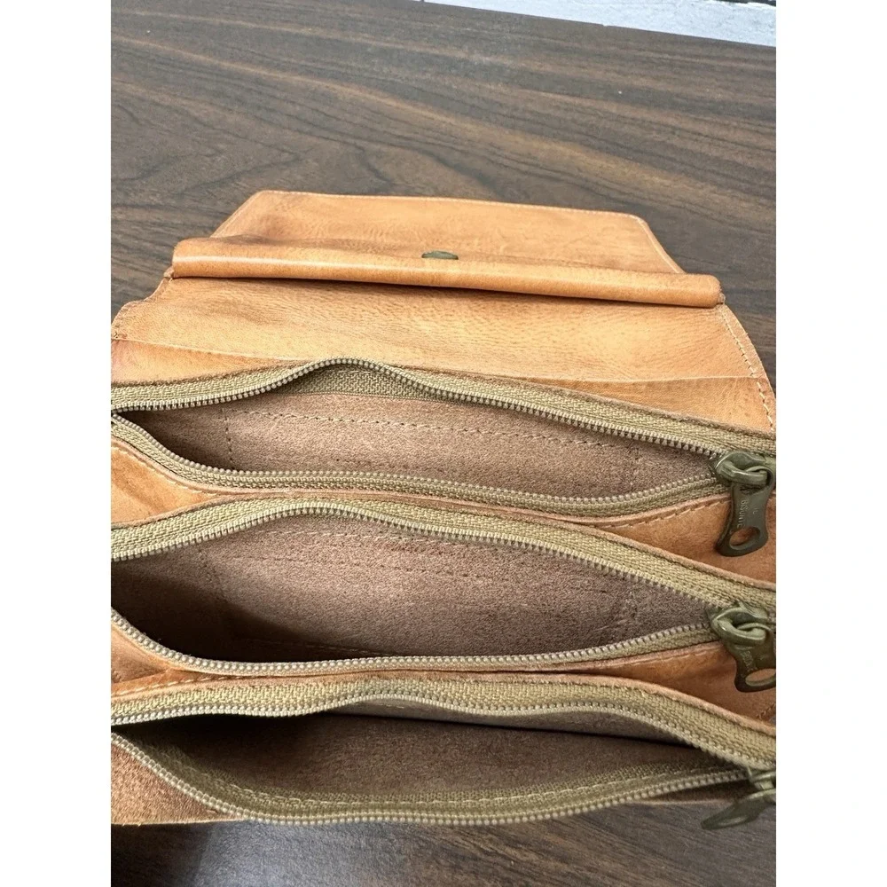 Il Bisonte Men's Leather Card Case